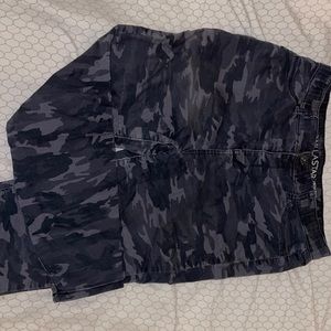 Vanilla Star Large Camo High-Waisted Pull-Up Jeggings